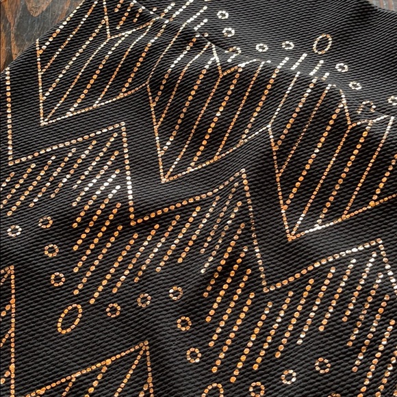 LulaRoe elegant Cassie skirt - Picture 2 of 4